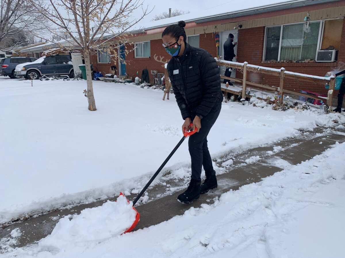 Lehi automotive dealerships join together to help senior residents